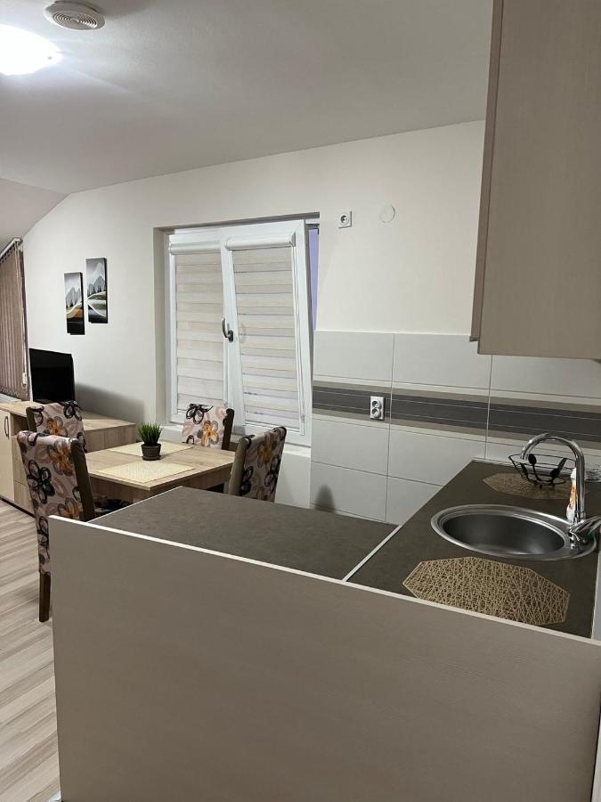 Apartmani Vrla Vladičin Han Exteriér fotografie